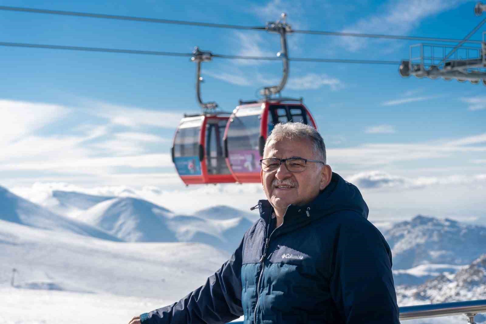 kayserinin-zirvesi-erciyes-turk-dunyasi-ile-bulusuyor