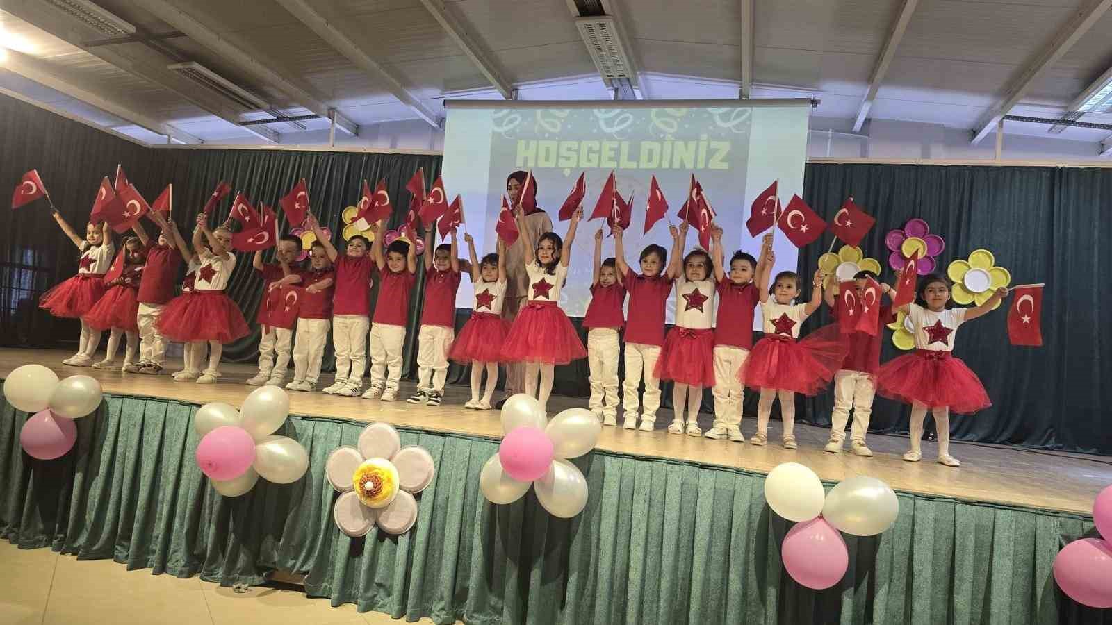 minikler-icin-yil-sonu-mezuniyet-toreni-duzenlendi
