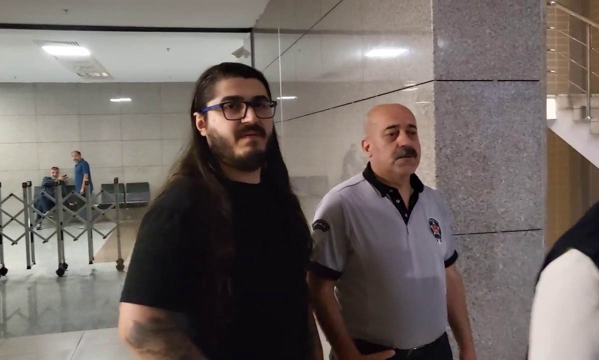 sosyal-medya-fenomenleri-kemal-can-parlak-ve-tolunay-orenin-de-aralarinda-bulundugu-12-supheli-serbest-birakildi