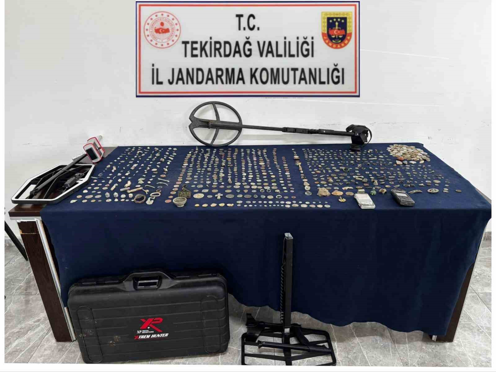tekirdagda-tarihi-eser-operasyonunda-binin-uzerinde-sikke-ele-gecirildi