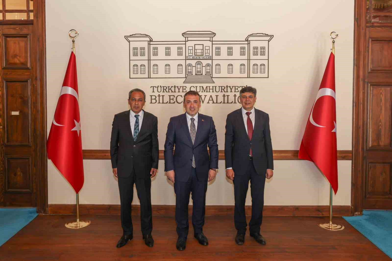 vali-sozere-hayirli-olsun-ziyaretleri-suruyor