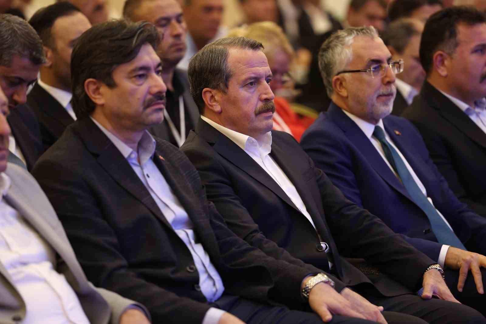 bakan-isikhan-500-bin-kadin-500-bin-genc-45-bin-engelli-ve-275-bin-yuksekogretim-mezununu-istihdama-kazandirmayi-hedefliyoruz