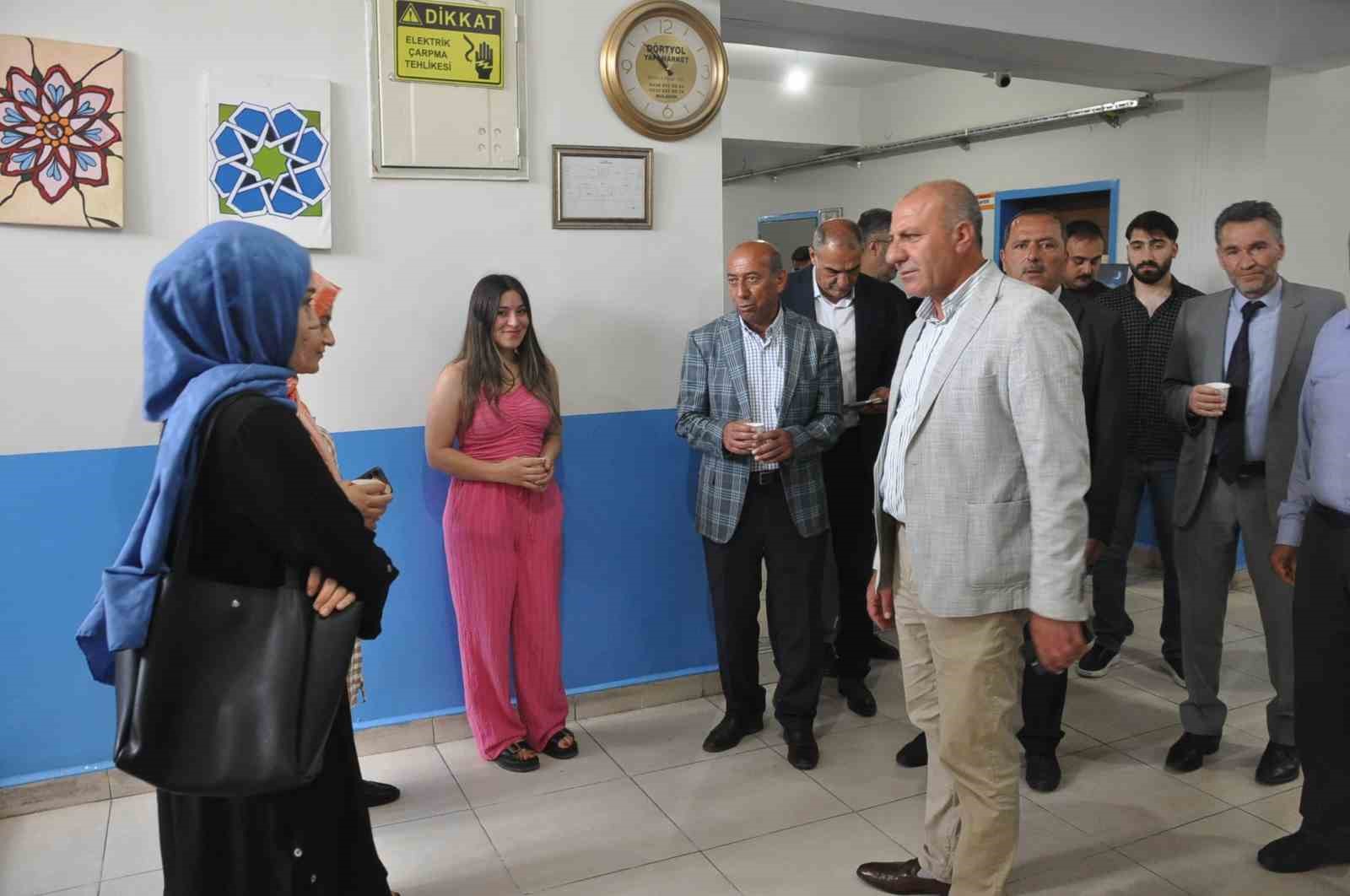bulanik-said-nursi-anadolu-lisesi-ogrencilerinden-etkileyici-sergi