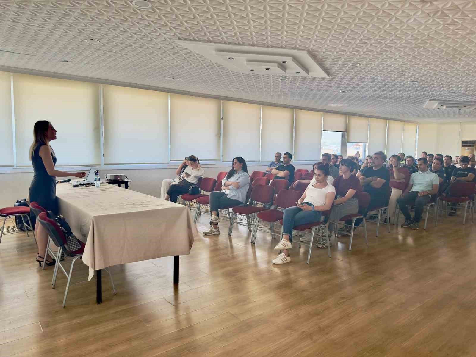 iskenderunda-emniyet-personeline-ozel-sinav-semineri