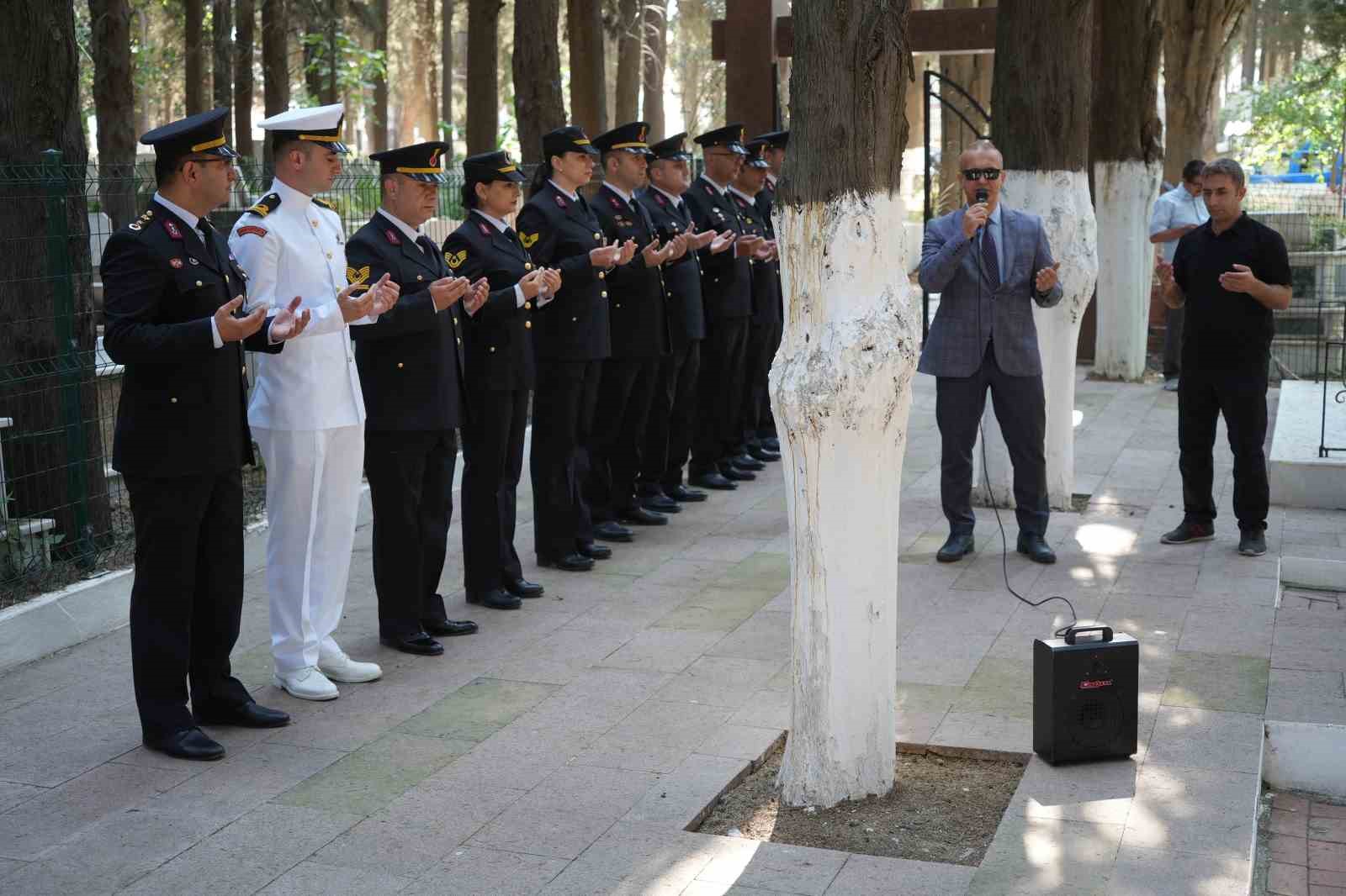 jandarma-teskilatinin-186-kurulus-yil-donumu-edremitte-kutlandi