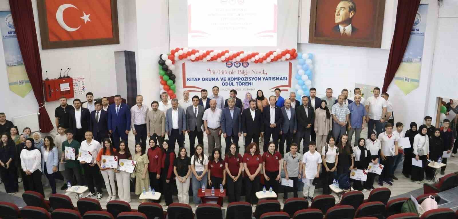 kutahyada-bir-bilenle-bilge-nesil-yarismasinin-odulleri-sahiplerini-buldu
