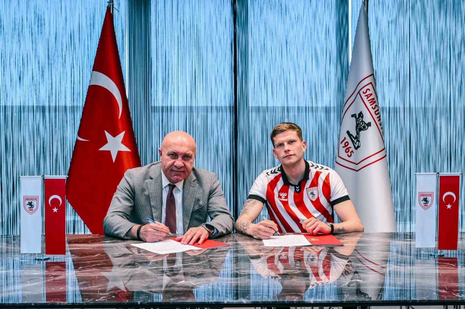 samsunspor-logi-tomasson-ile-41-yillik-sozlesme-imzaladi