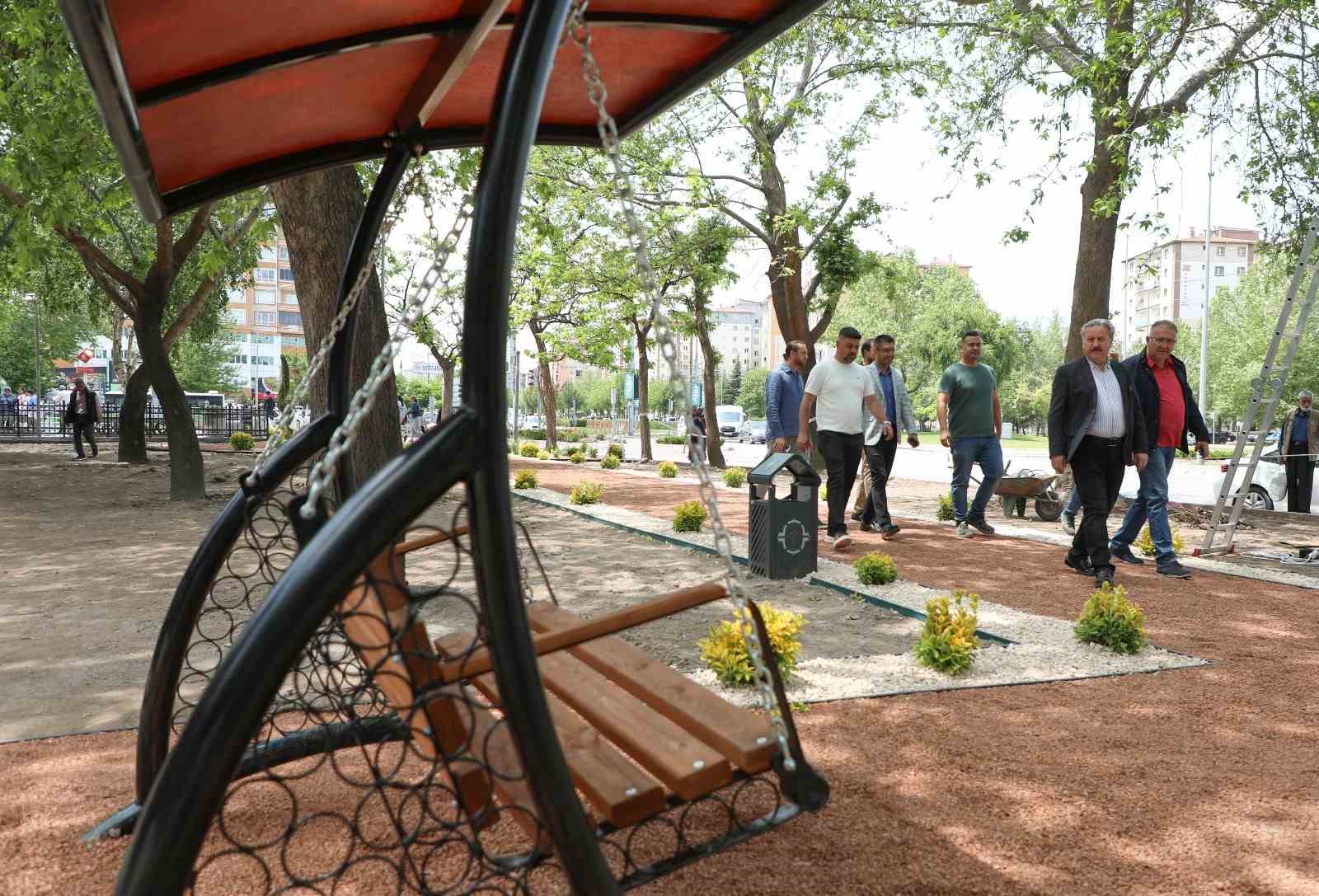 selimiye-mahallesinin-yenilenen-parki-yeni-cazibe-merkezi-olacak