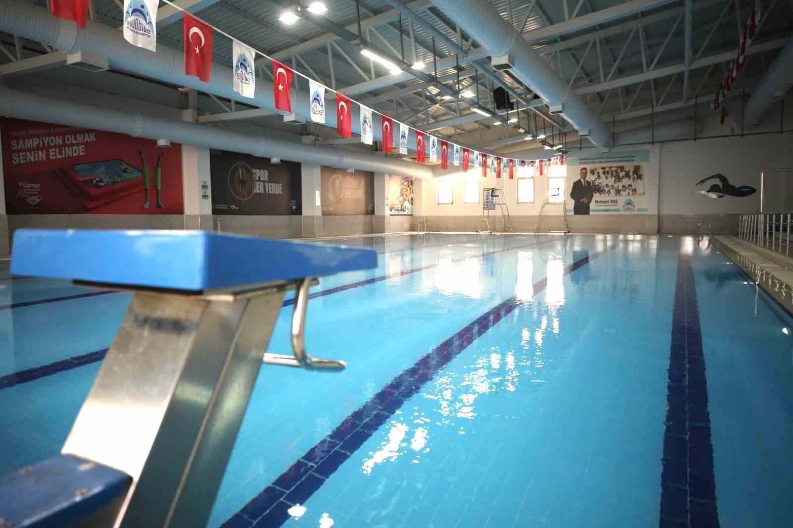 yari-olimpik-yuzme-havuzu-sezona-start-veriyor