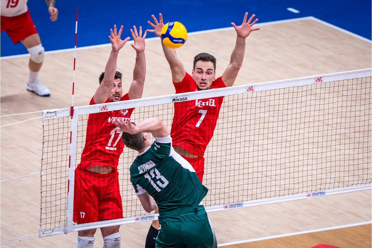 2025-voleybol-milletler-ligi-turkiye-0-polonya-3