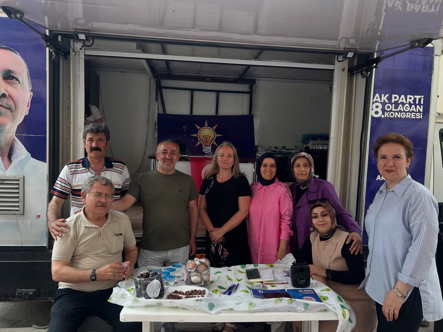 ak-parti-bilecikte-uyelik-standina-yogun-ilgi