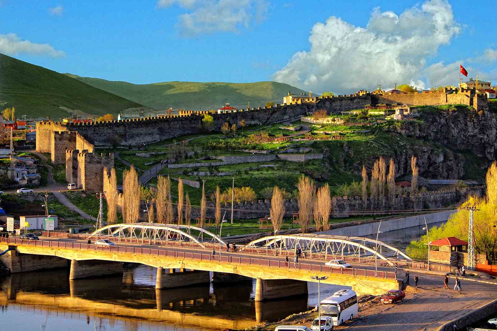 ardahan-kalesi-turizme-kazandiriliyor