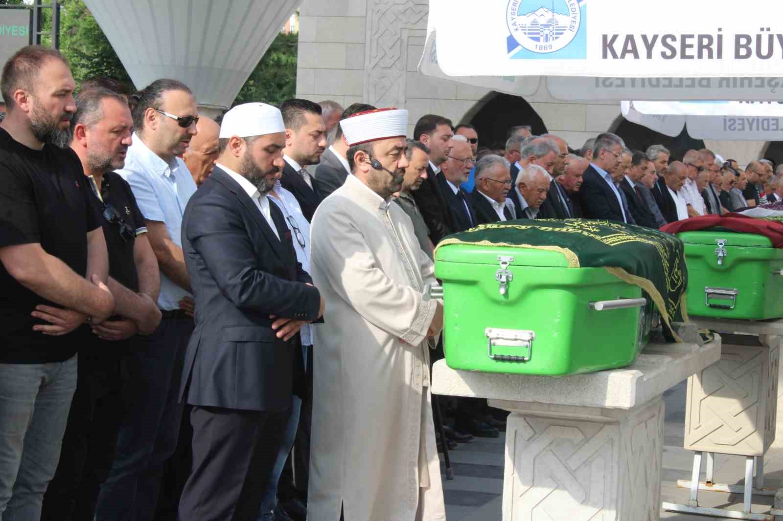 baskan-buyukkilicin-yengesi-son-yolculuguna-ugurlandi