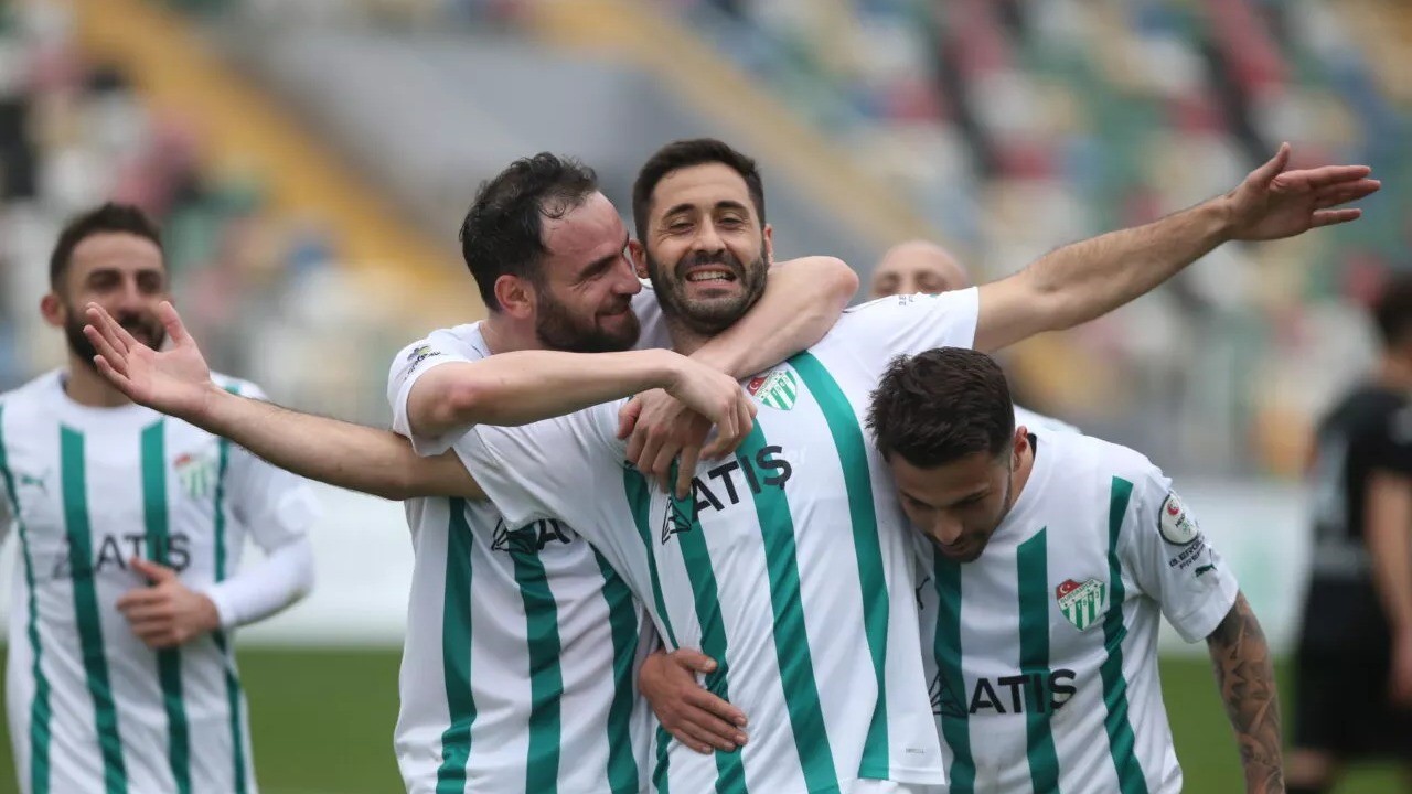 bursaspor-tahir-babaoglu-ile-yollarini-ayirdi