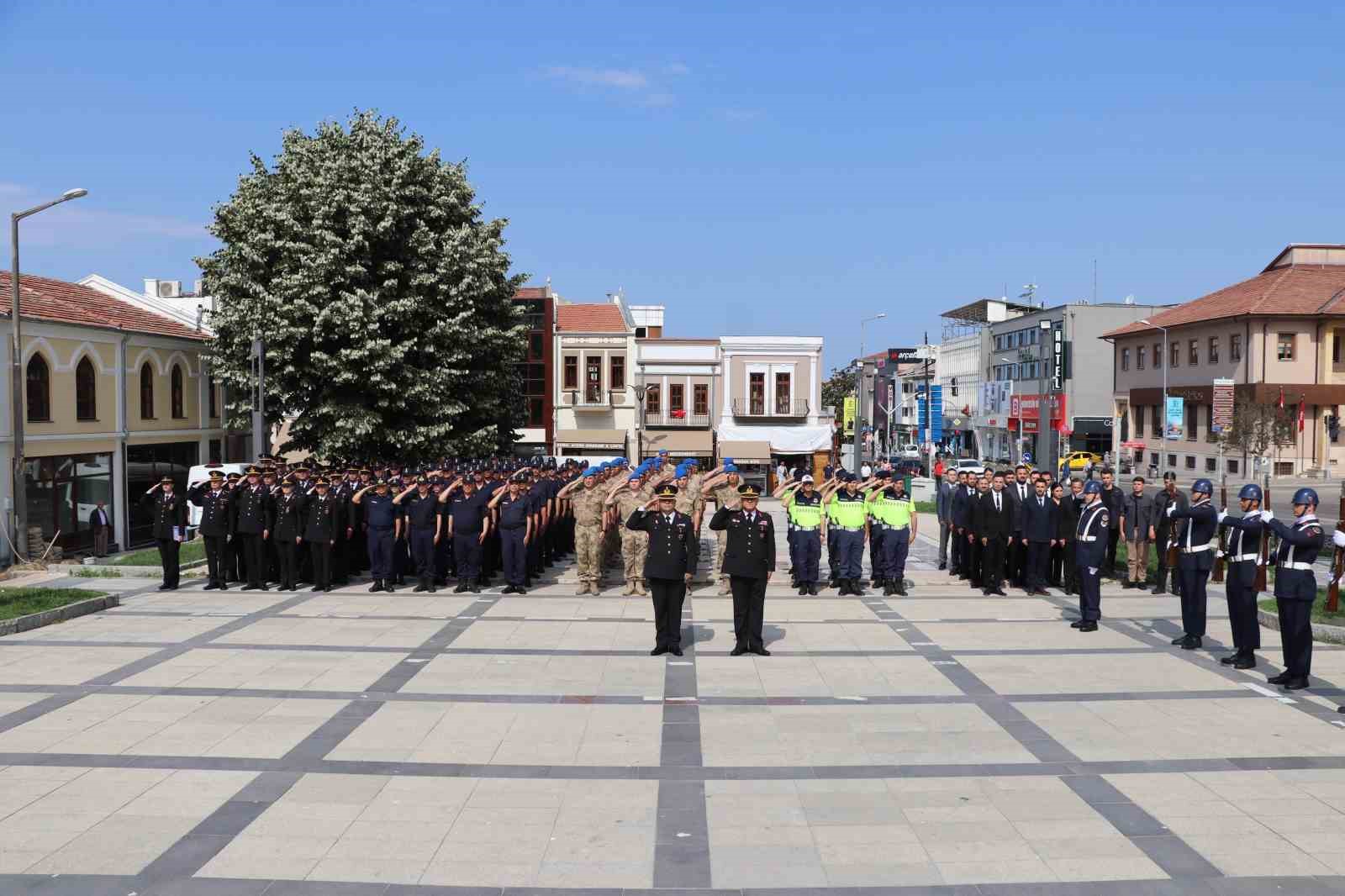 edirnede-jandarma-teskilatinin-kurulusunun-186-yili-torenle-kutlandi
