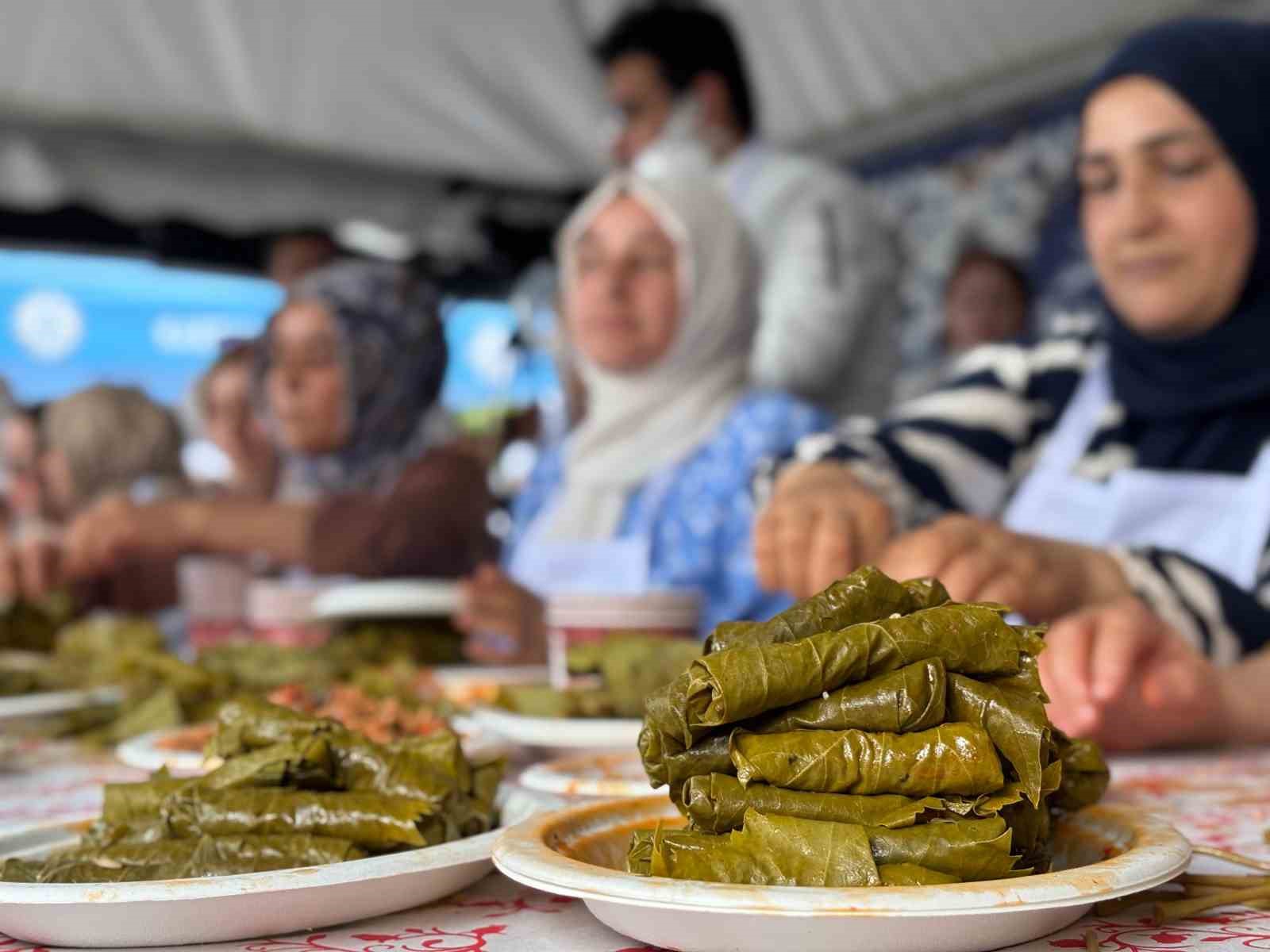 gastronomi-festivalinde-hem-gozler-hem-de-damaklar-senlendi