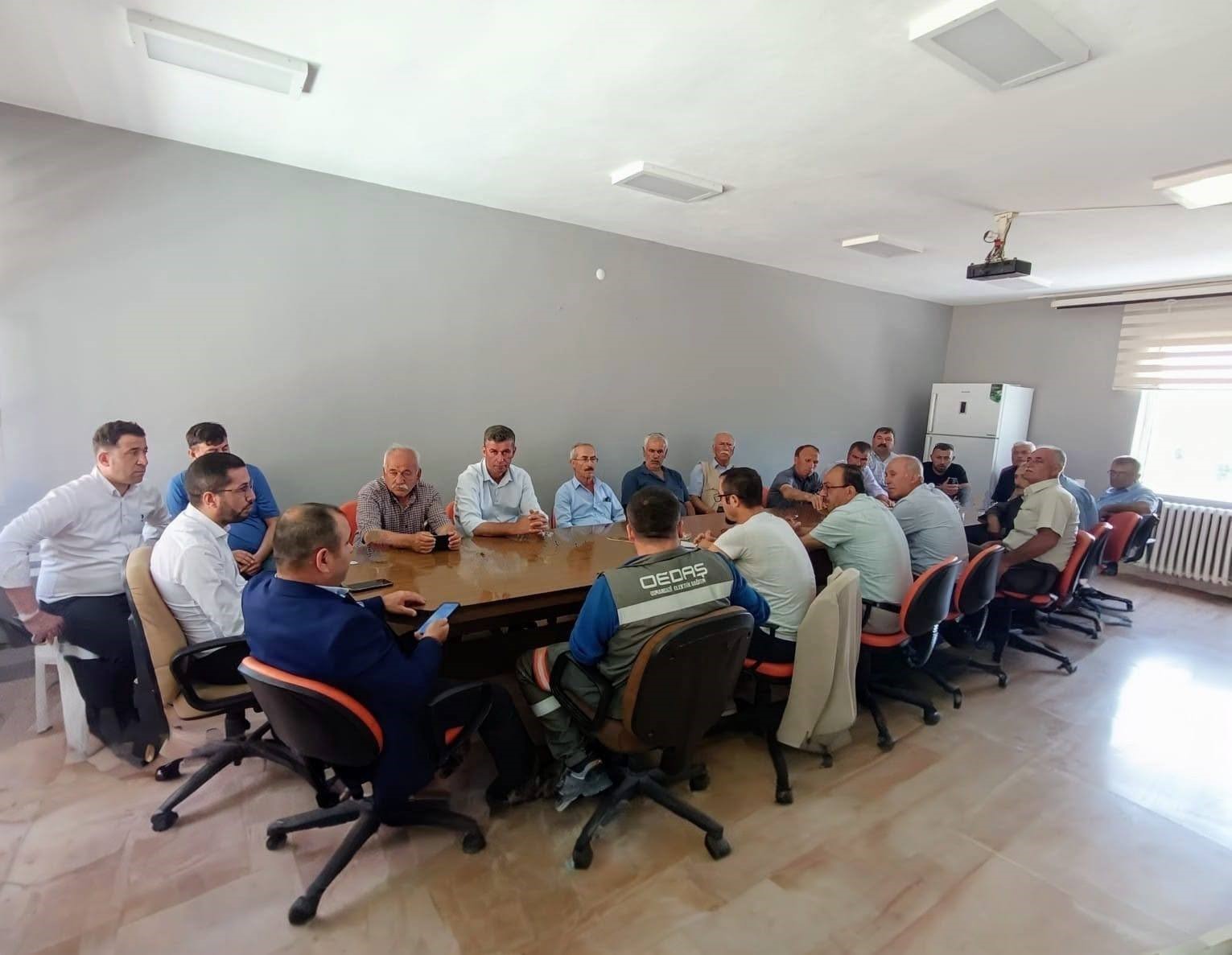 hasat-oncesi-ureticilere-bilgilendirme-toplantisi