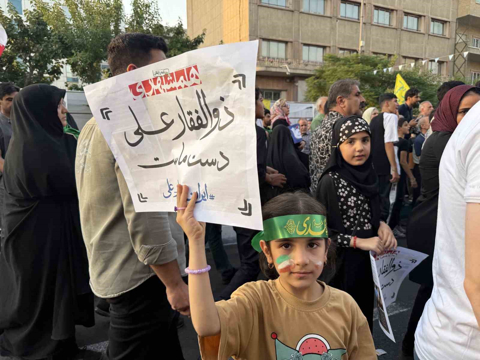 iranda-gadir-i-hum-bayrami-kutlamalarinda-israil-ve-abdye-ofke-yagdi