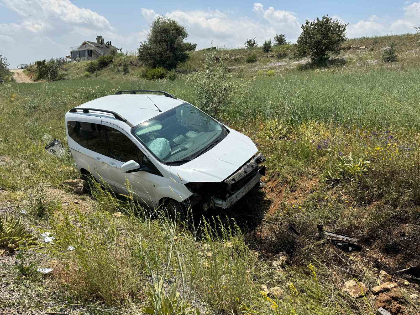 konyada-iki-ayri-trafik-kazasi-3-yarali