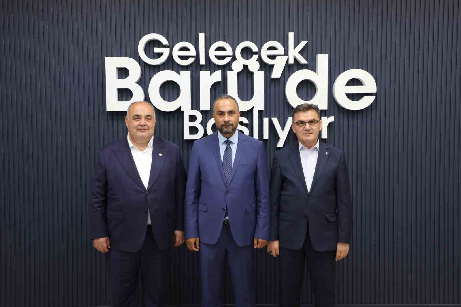 milletvekili-aldatmazdan-rektor-akkayaya-ziyaret