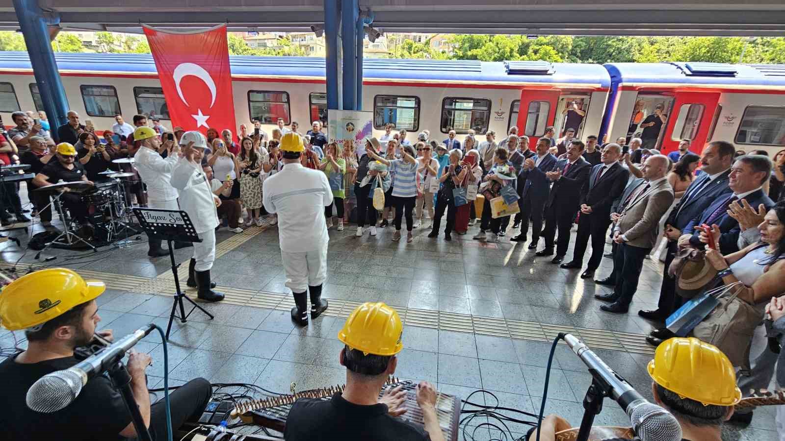 turistik-karaelmas-ekspresi-zonguldaka-ulasti