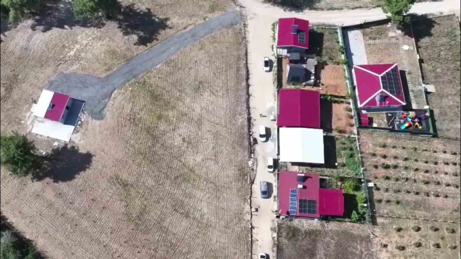feto-korkusu-salip-2-milyon-400-bin-tllik-vurgun-yaptilar