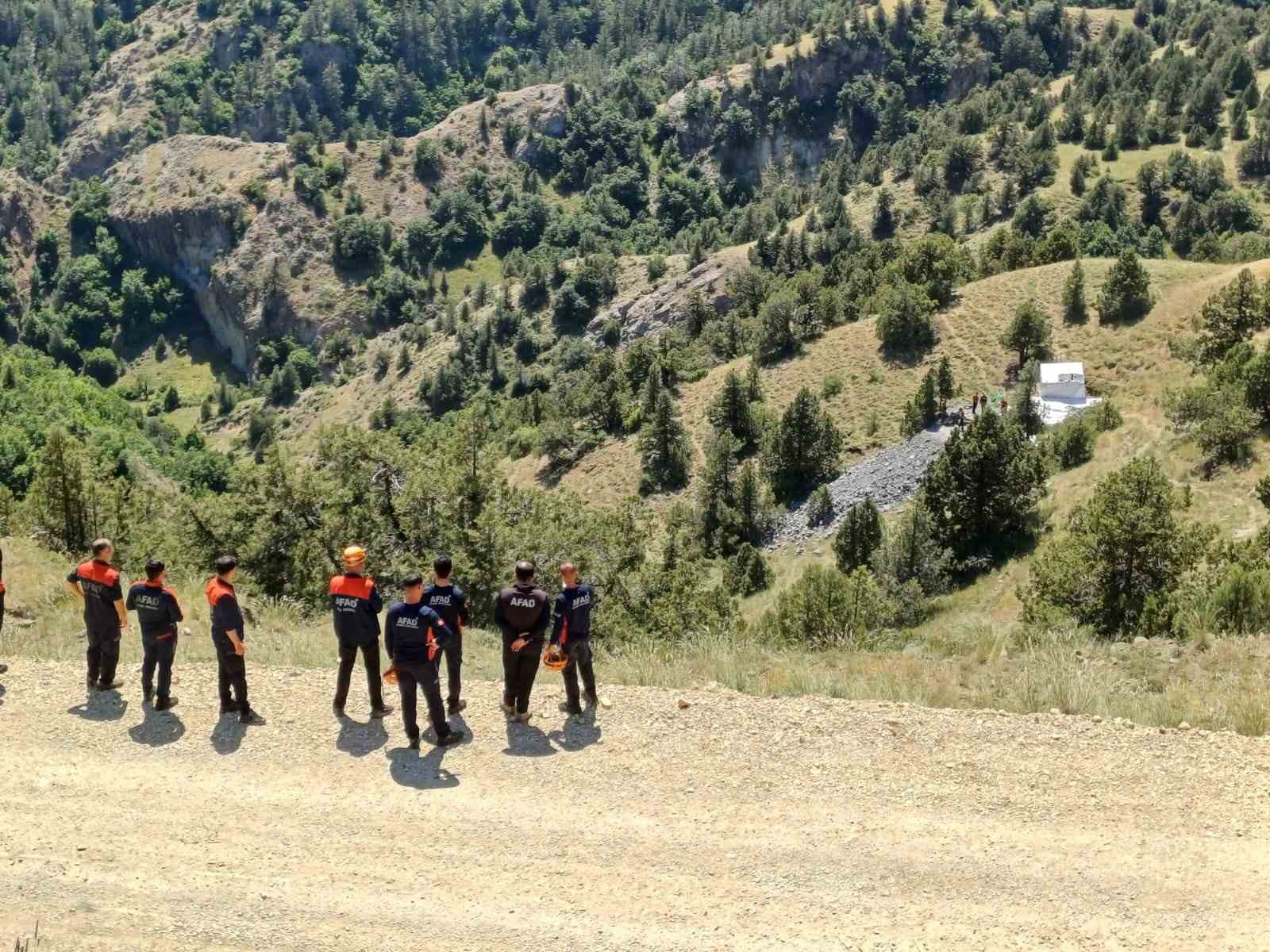 gocugun-yasandigi-tas-ocagindan-ilk-goruntuler