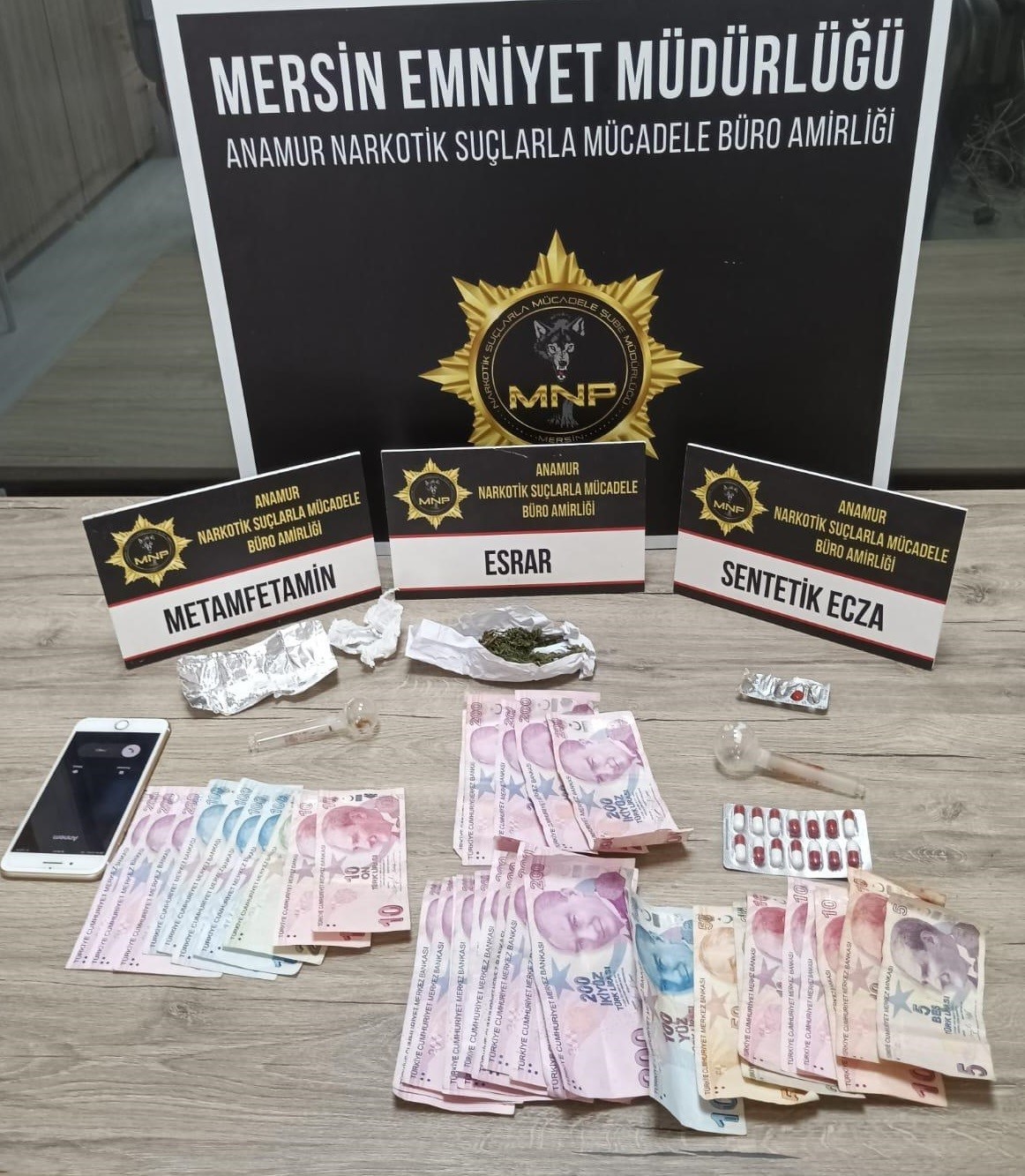 mersin-anamurda-uyusturucu-ile-mucadele-3-supheli-yakalandi