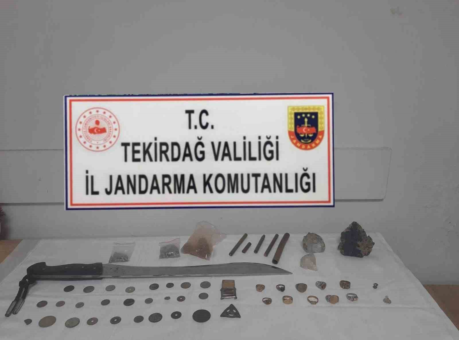 tekirdagda-silah-ve-tarihi-eser-operasyonlari-3-ayri-adrese-es-zamanli-denetim