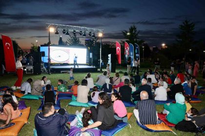 buyuksehirden-mobilfest-ile-bilim-dolu-gece