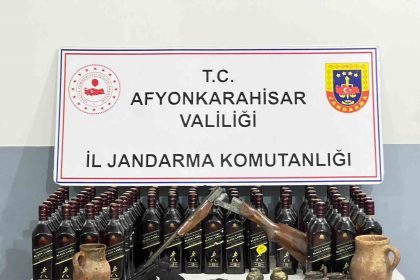 hirsizlik-zanlisi-altin-objelerinde-oldugu-tarihi-eserlerle-yakalandi