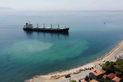 tekirdagda-karaya-oturan-yuk-gemisi-4-gun-sonra-kurtarildi