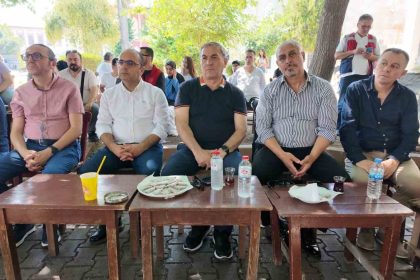 atu-bilim-kafe-etkinligine-tarihi-mekanda-ev-sahipligi-yapti
