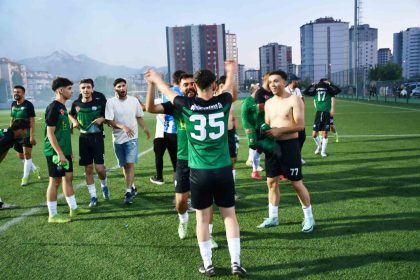 buyuk-toramanspor-1-amator-kumeye-yukseldi