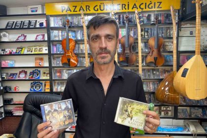 cd-ve-kasetlerin-yerini-muzik-aletleri-aliyor