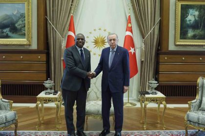 cumhurbaskani-recep-tayyip-erdogan-ingiltere-disisleri-bakani-david-lammyyi-kabul-etti