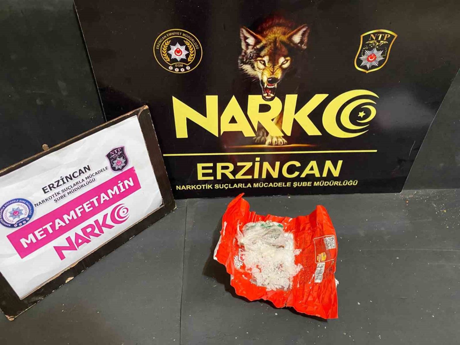 erzincanda-bir-miktar-metamfetamin-ele-gecirildi
