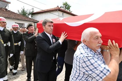 amasyanin-son-kore-gazilerinden-halil-kanar-son-yolculuguna-ugurlandi