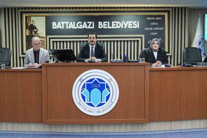 baskan-taskin-peygamberimize-dil-uzatanlari-siddetle-kiniyoruz