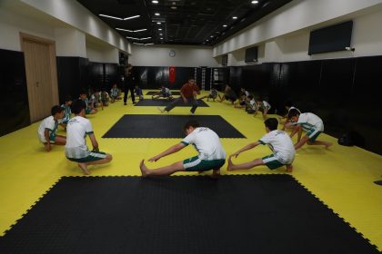 karatayda-yaz-spor-okullari-egitimleri-basladi