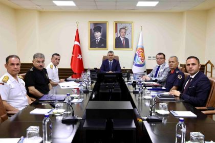 mersinde-guvenlik-ve-asayis-degerlendirme-toplantisi-yapildi