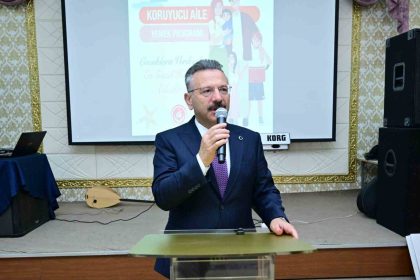 vali-aksoy-koruyucu-ailelerle-bir-araya-geldi