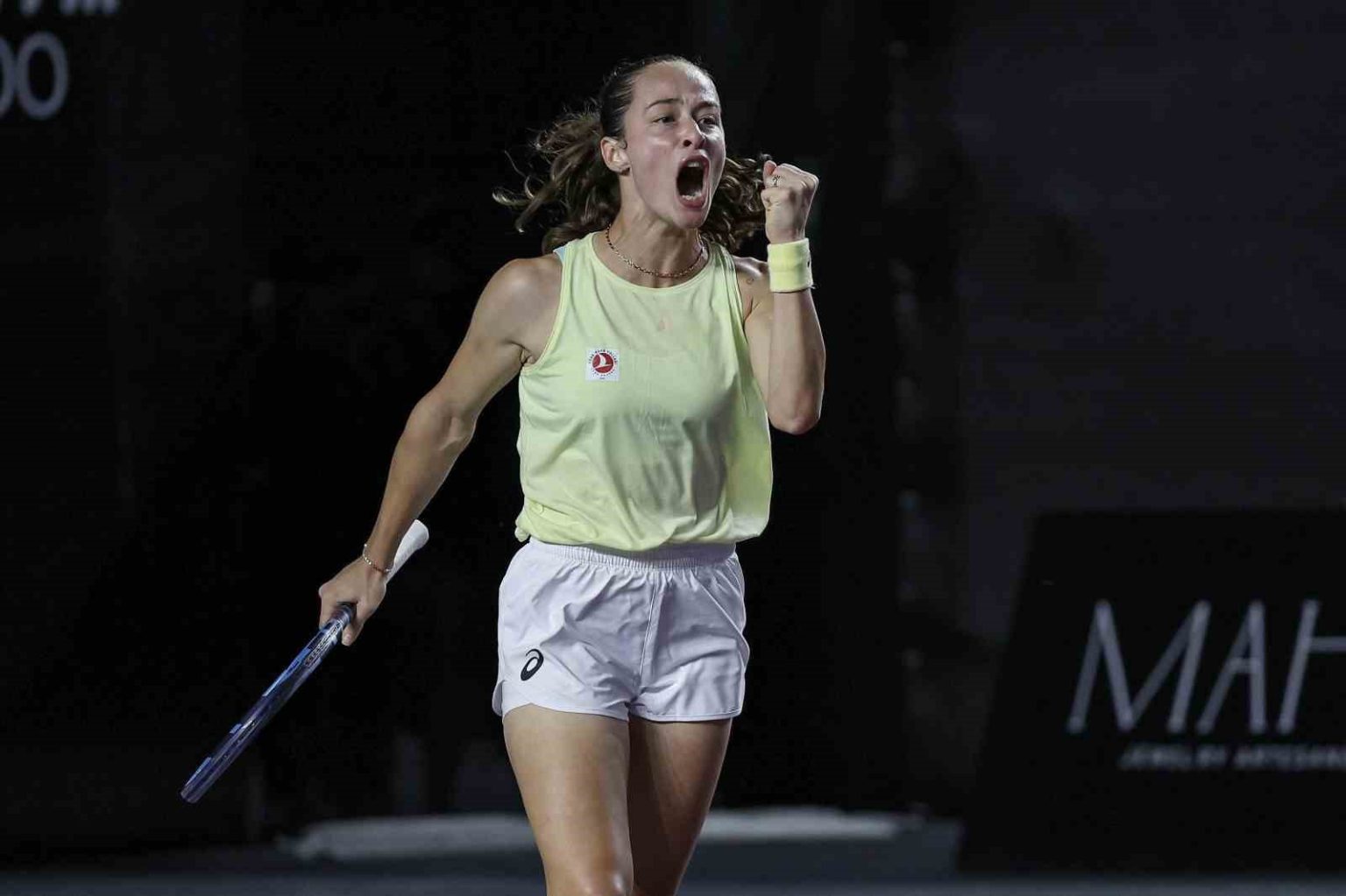 zeynep-sonmez-wimbledonda-2-tura-cikti