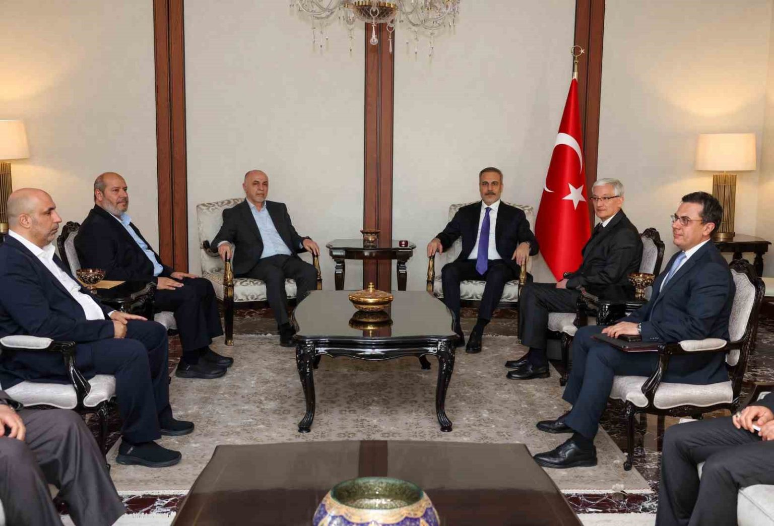 bakan-fidan-turkiyenin-onceligi-gazzedeki-katliamin-durdurulmasi-insani-yardimlarin-bir-an-evvel-ulastirilmasi