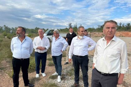 chp-heyeti-yangin-bolgesinde-inceleme-yapti