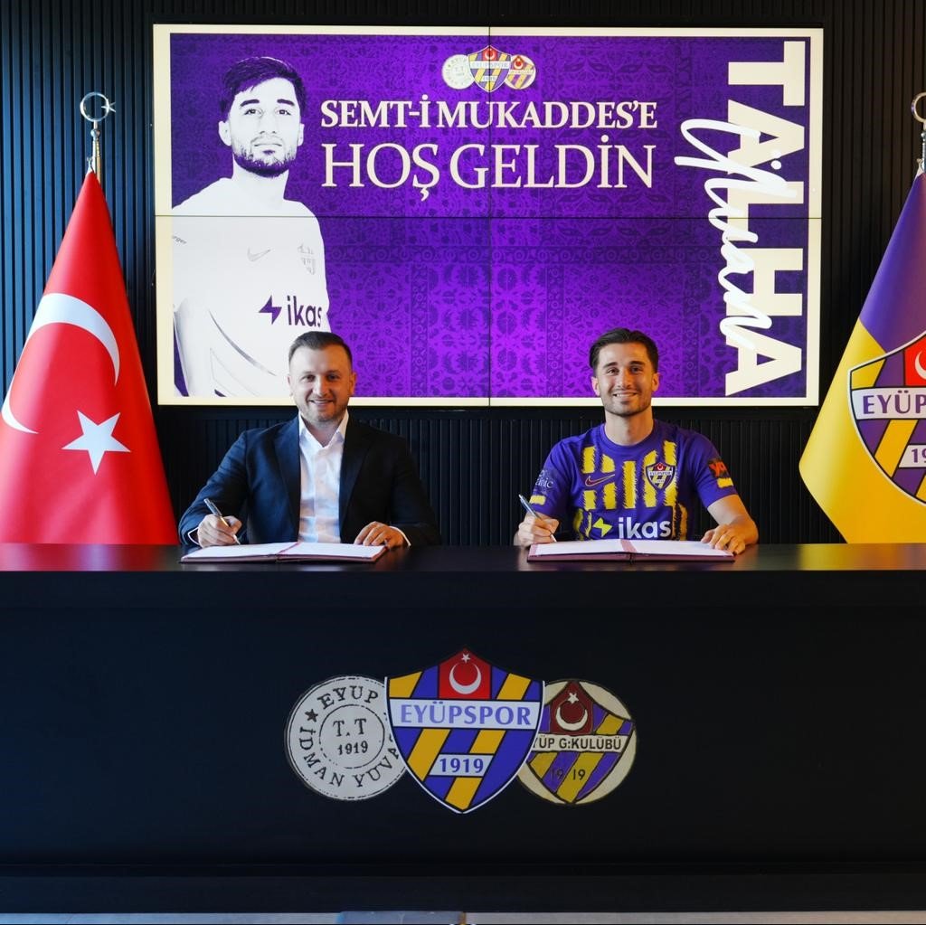 eyupspor-talha-ulvan-ile-3-yillik-sozlesme-imzaladi