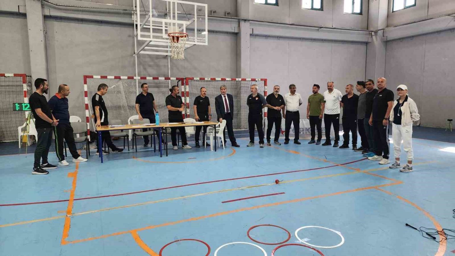 mudur-yilmazdan-sanat-ve-spora-destek-mesaji-zihninizi-ruhunuzu-bos-birakmayin