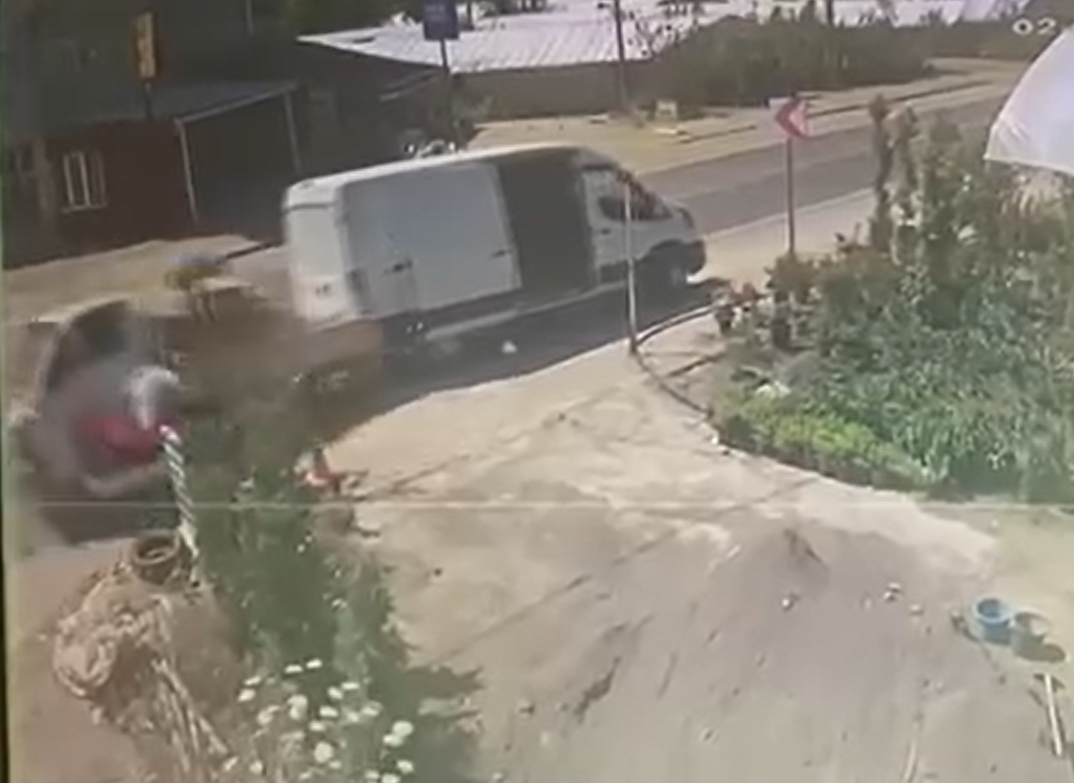 yalovada-4-aracin-karistigi-trafik-kazasi-kamerada