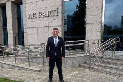ak-parti-vezirkopru-ilce-baskani-ali-faik-camurcu-gorevinden-istifa-etti