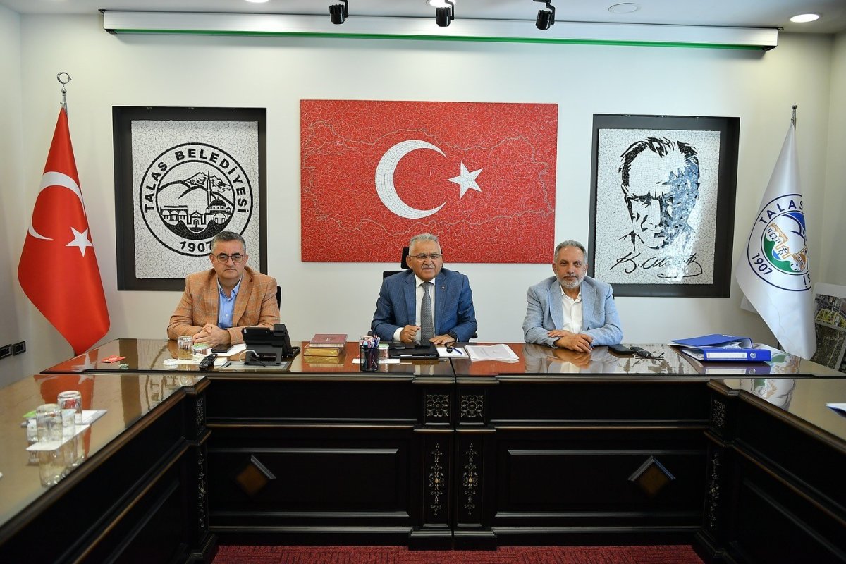 baskan-buyukkilictan-talasta-hizmet-ve-yatirim-toplantisi